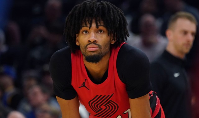 开拓者客战马刺 克雷伊奇&amp;夏普&amp;格兰特&amp;利拉德缺席比赛