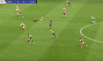 开云-半场：阿森纳女足0-1里昂女足，布兰德内切破门